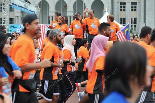 CAPAM10_19102014_LARIAN