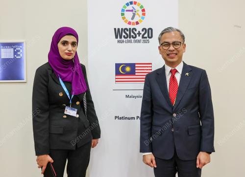 DATUK FAHMI FADZIL