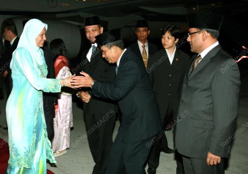 TUANKU NUR ZAHIRAH
