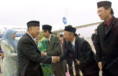 CHN01-27_21012016