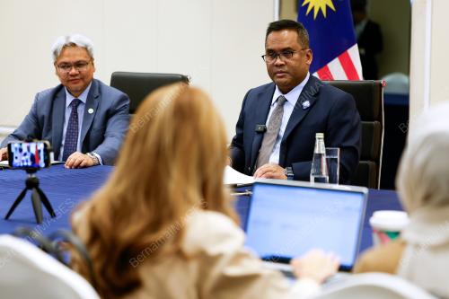 DATUK NORMAN MUHAMAD