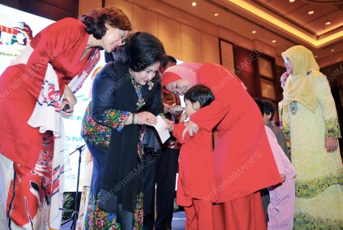 CHN01_07092012_ROSMAH