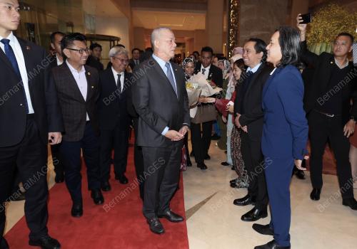 DATUK SERI FADILLAH YUSOF