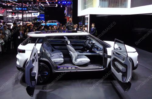 CHN01_25042018_GEELY