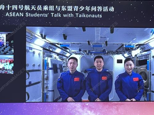 CHN01_28112022_TIANGONG_ASEAN