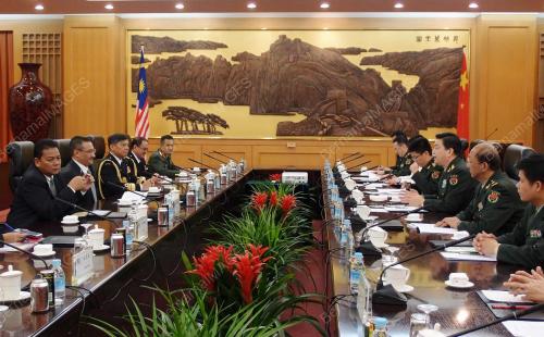 CHN01_29102013_OPS_KETENGAH