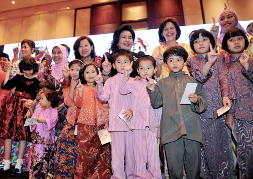 CHN02_07092012_ROSMAH