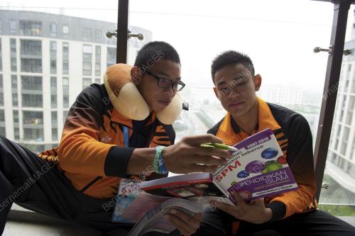 CHN02_20072014_REMAJA_OLIMPIK