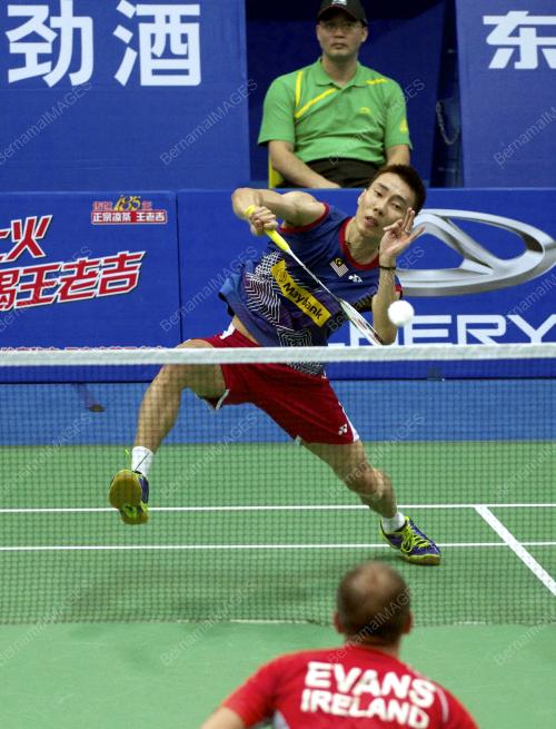 CHN03_05082013_CHONG_WEI