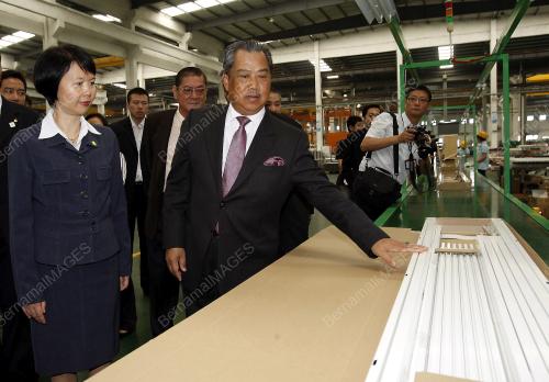 TAN SRI MUHYIDDIN YASSIN