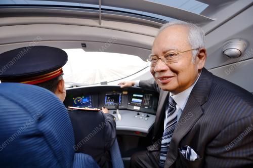 CHN05_03112016_NAJIB