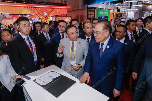 DATUK SERI ANWAR IBRAHIM