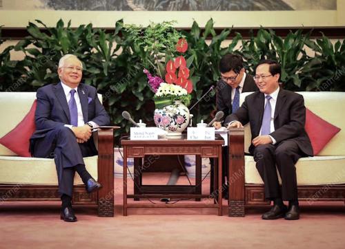 CHN05_12052017_PM_CHINA
