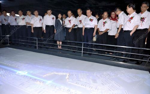 CHN07_14062012_WEIFANG