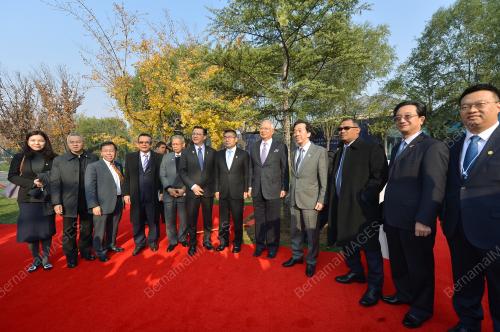 CHN09_02112016_GUAN