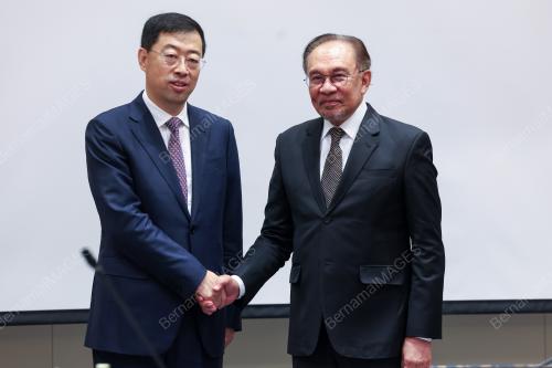 DATUK SERI ANWAR IBRAHIM