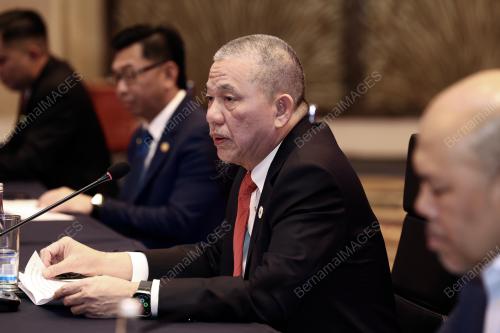 DATUK SERI FADILLAH YUSOF