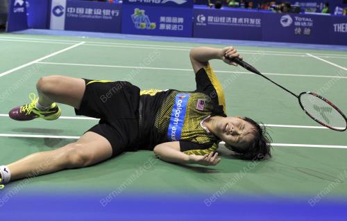 CHN09_15052016_UBER