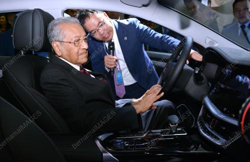 CHN09_18082018_PM_GEELY