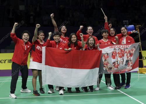 PIALA UBER 2024