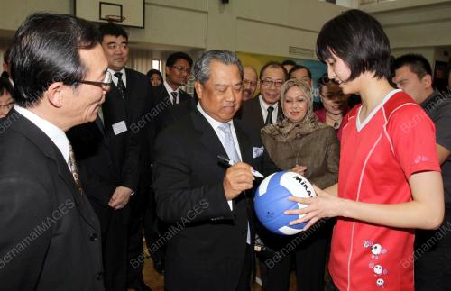 TAN SRI MUHYIDDIN YASSIN