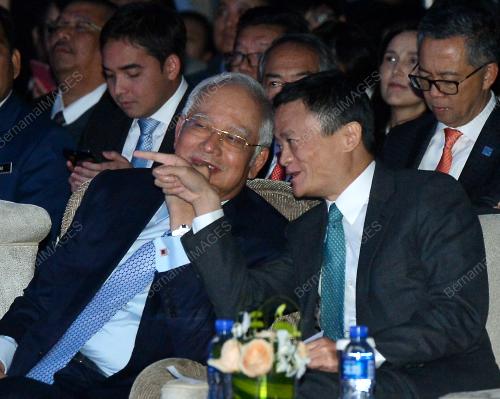 CHN11_04112016_NAJIB