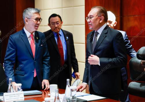 DATUK SERI ANWAR IBRAHIM