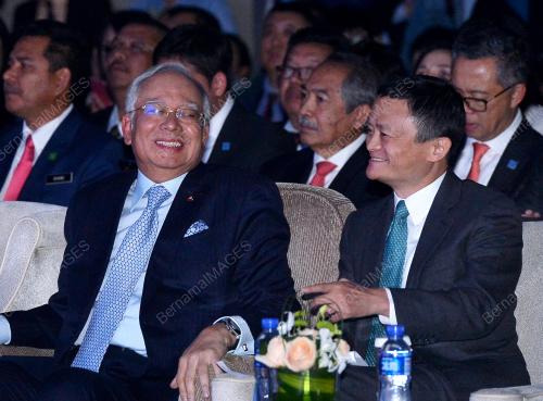 CHN12_04112016_NAJIB