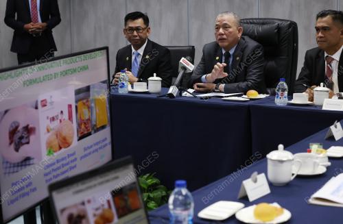 DATUK SERI FADILLAH YUSOF