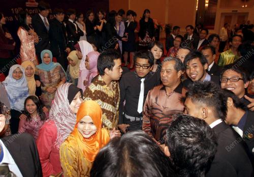 TAN SRI MUHYIDDIN YASSIN