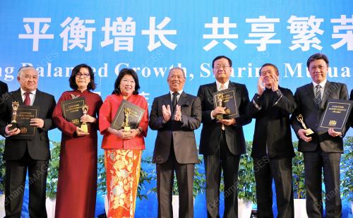 CHN15_04122014_AWARD
