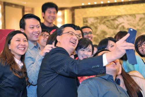 CHN18_01122014_DINNER