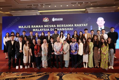 DATUK SERI FADILLAH YUSOF
