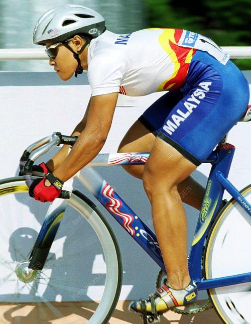 CY02-09_09_2001_CYCLING_02022016