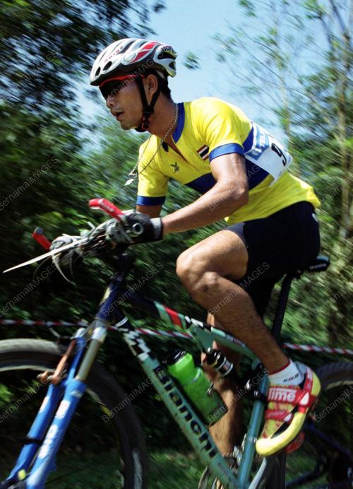 CY03-15_09_2001_CYCLING_02022016
