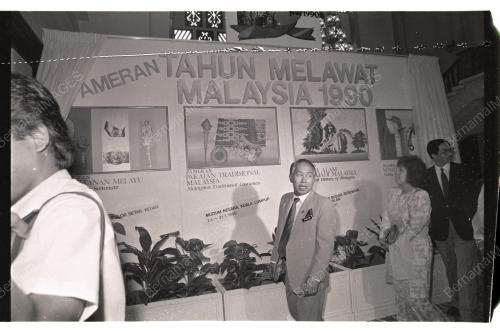 Datuk Sabaruddin rasmi Pameran Pakaian Tradisional