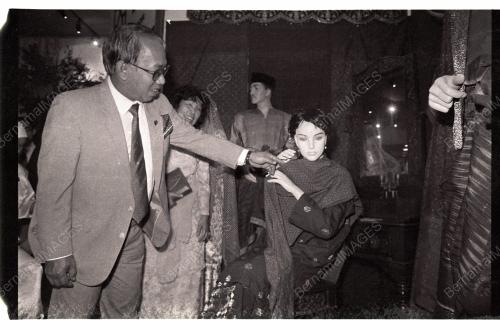 Datuk Sabaruddin rasmi Pameran Pakaian Tradisional