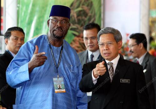 DEVELOPING EIGHT MINISTERS MEETING