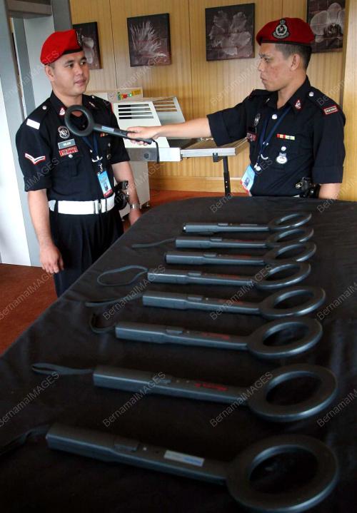 D-8