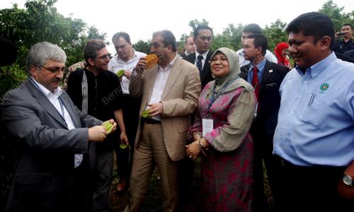 MESYUARAT LAPAN NEGARA MEMBANGUN