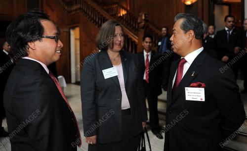 TAN SRI MUHYIDDIN YASSIN