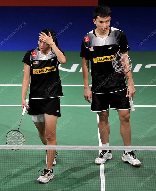 DEN08_26082014_BADMINTON