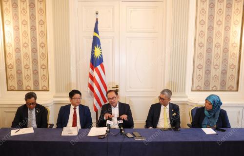 DATUK SERI ANWAR IBRAHIM
