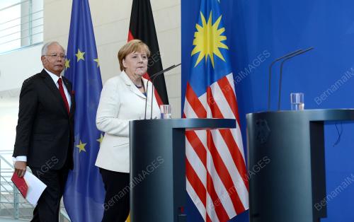 DEU25_27092016_PM_PC