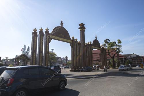 PINTU GERBANG KOTA ISMAIL PETRA