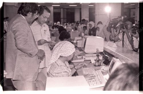 Dr Mahathir Lancar Urusniaga Skim ASB