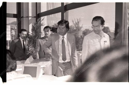 Dr Mahathir Lancar Urusniaga Skim ASB
