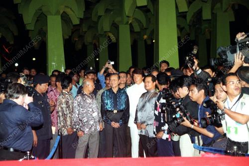 E-VILLAGE-1_INFOTAIMENT_13012016