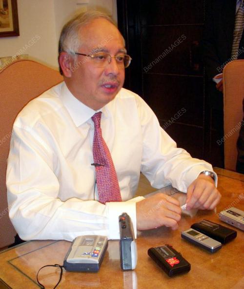 MOHD NAJIB TUN RAZAK