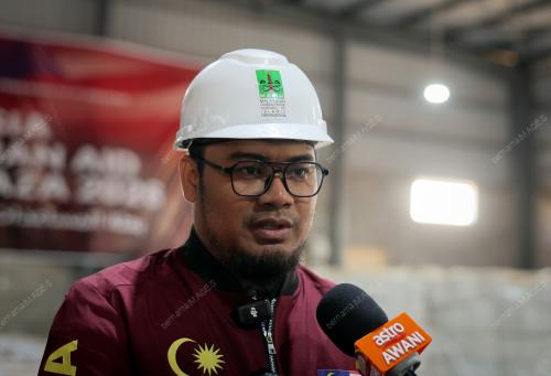 NIK ABD AZIZ NIK MOHD